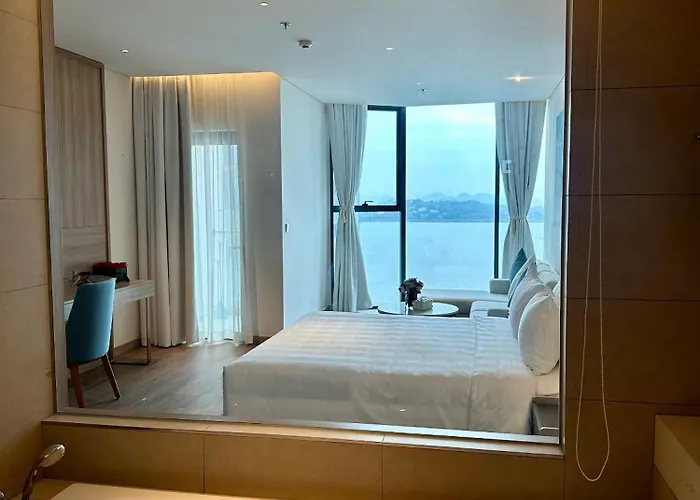 A La Carte Bay Seaside Apartment