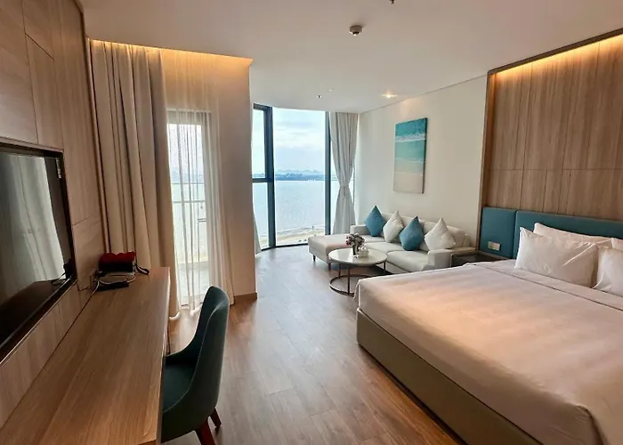 A La Carte Bay Seaside Apartment *